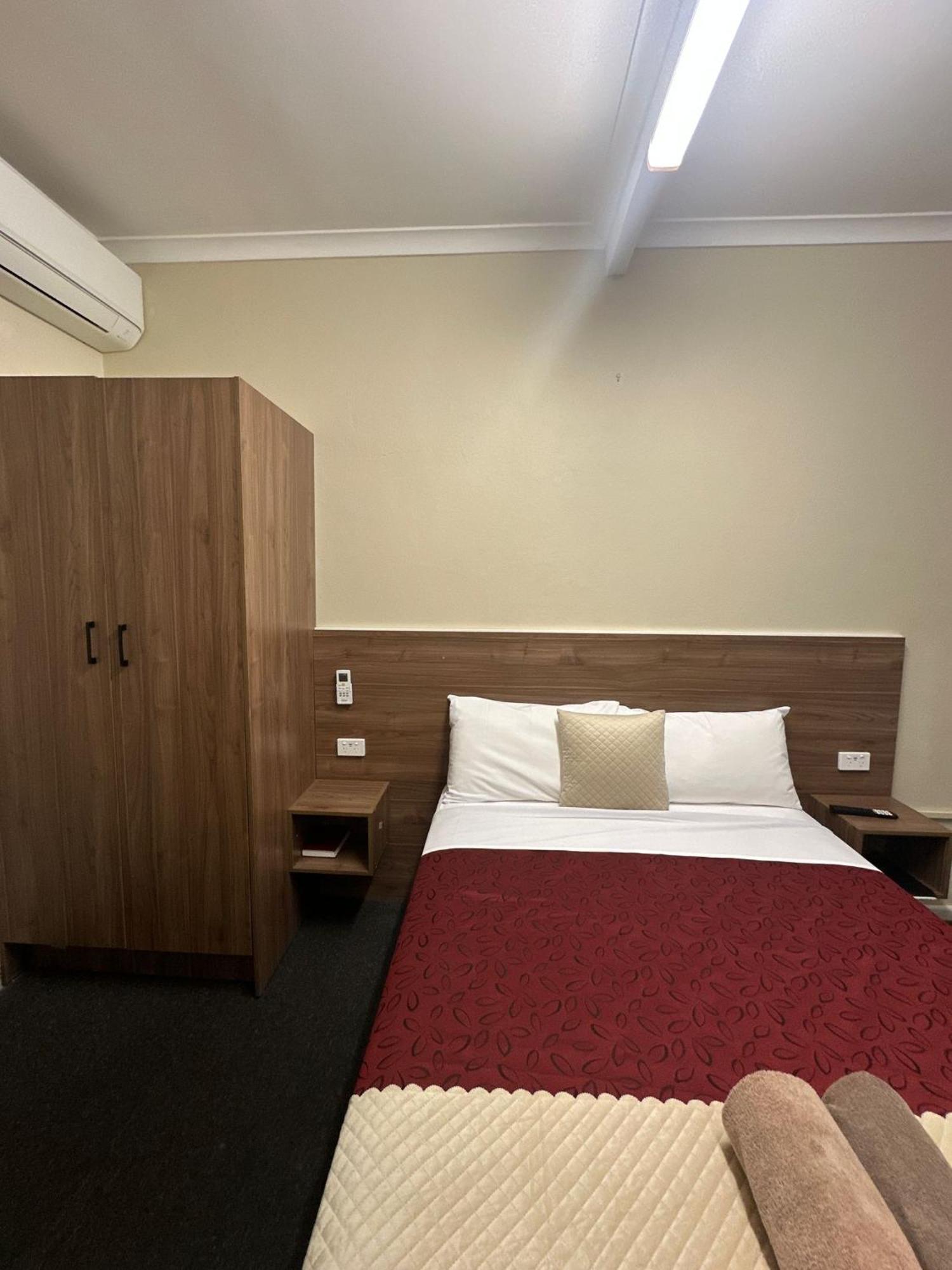 Wattle Tree Motel Cootamundra Zewnętrze zdjęcie